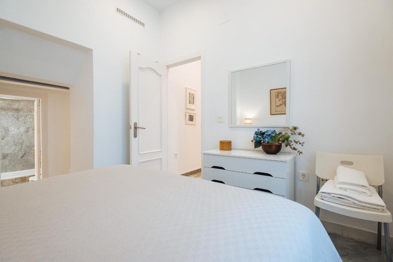 Apartamento Cerca De La Catedral Registro Vut 00617 Sevilla Eksteriør billede