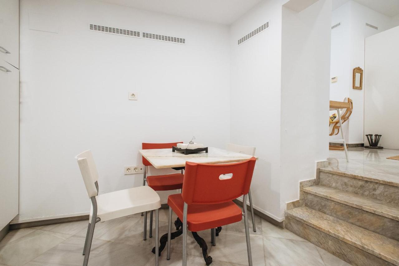 Apartamento Cerca De La Catedral Registro Vut 00617 Sevilla Eksteriør billede